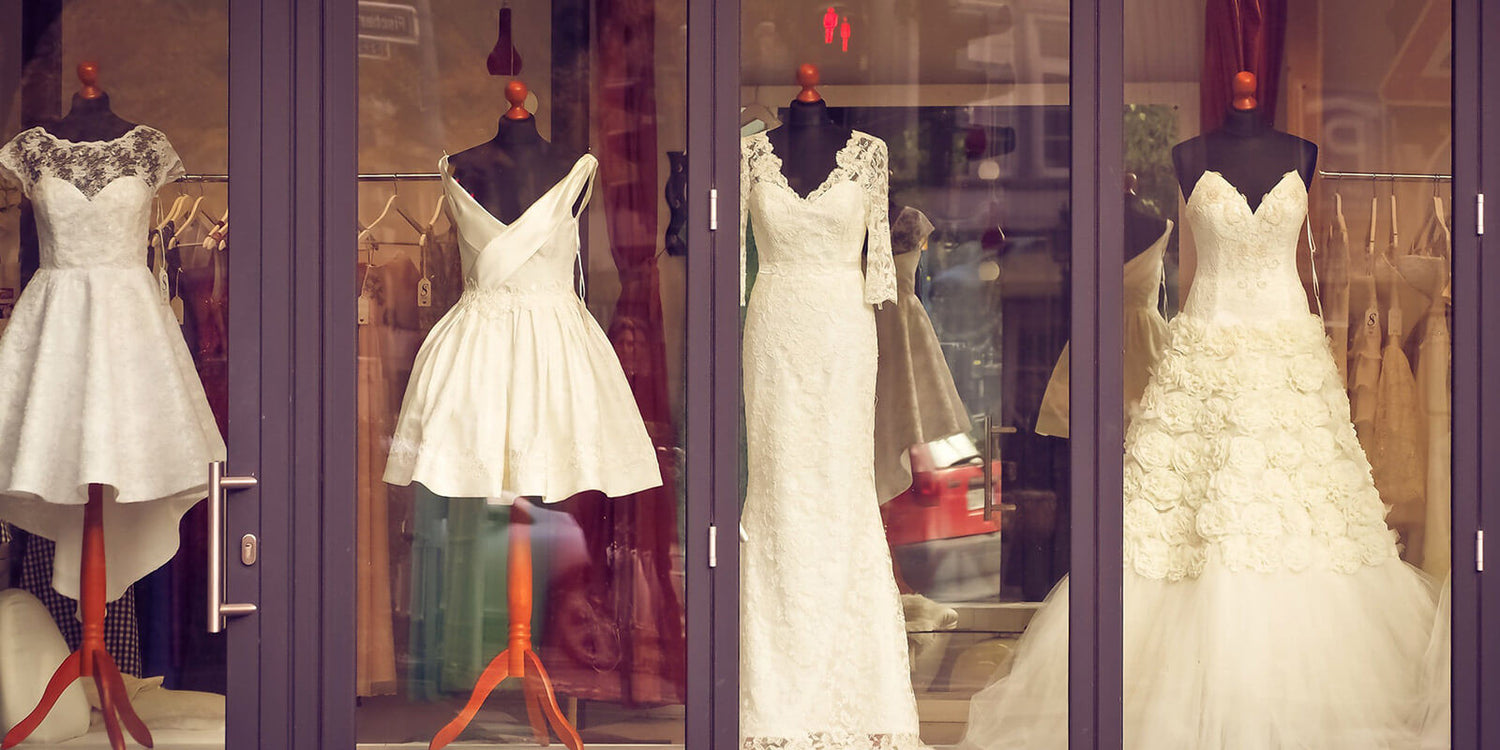 Gorgeous white wedding gowns are irresistible!