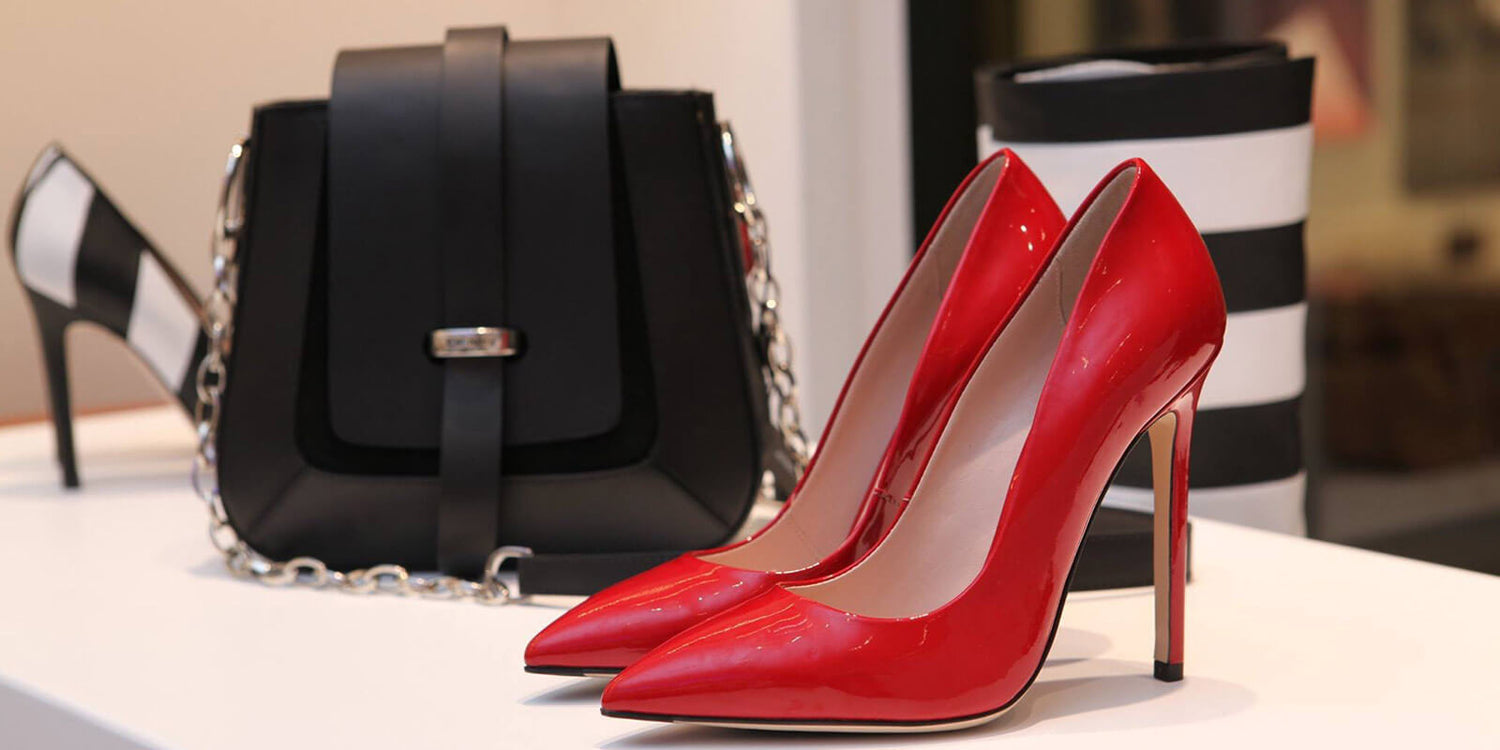 Leather combo of handbag with high heels offer is a hit!